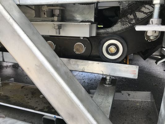 Onduidelijke balustrade roltrap V-type handgreep